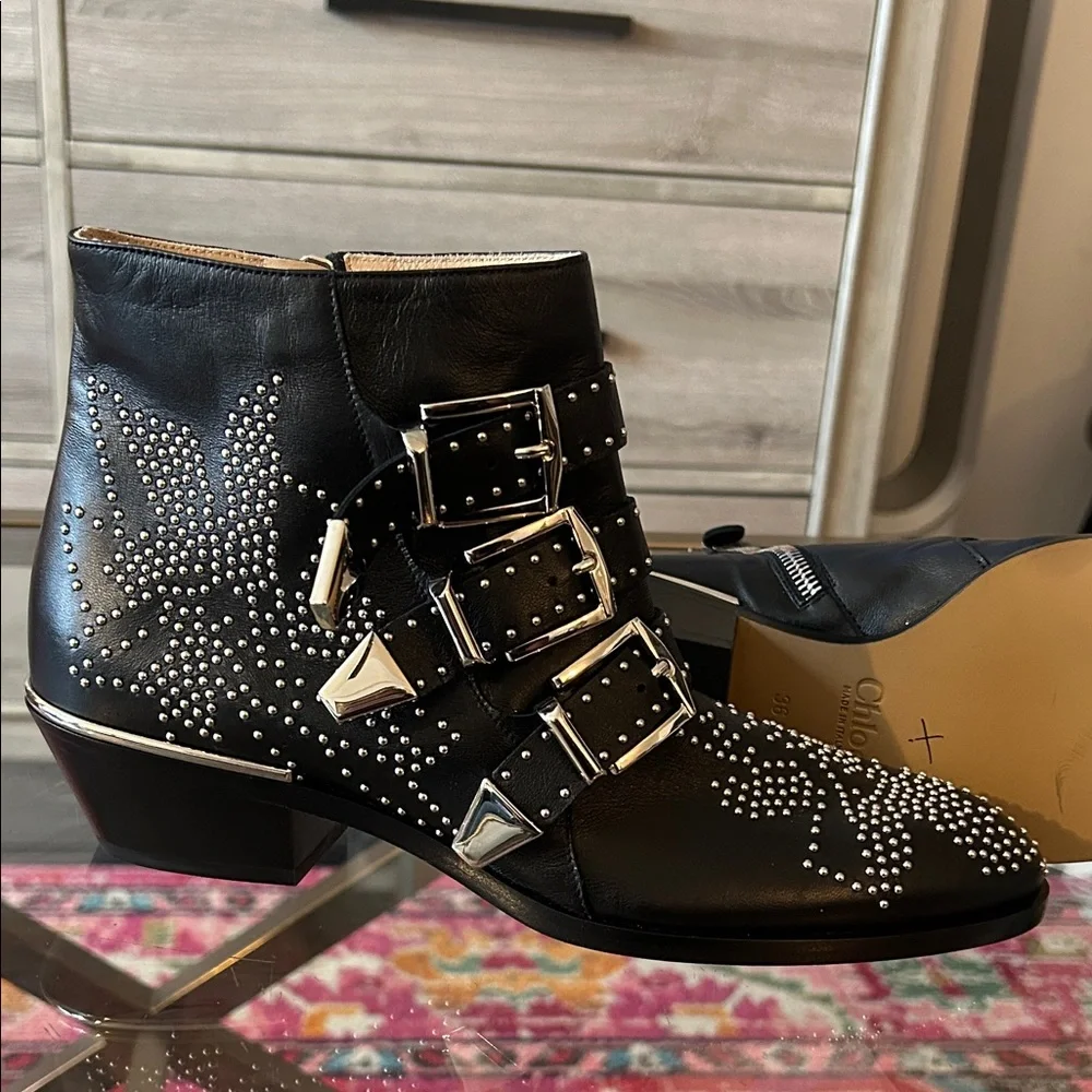 Chloé “Susan” Black Ankle Boots - Picture 2 of 10